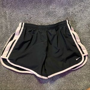 2/$20 🔵Black and light pink Nike shorts